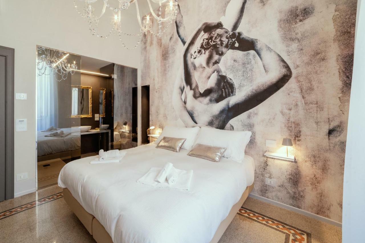 Palazzo Dei Grifoni - Luxury Suites - San Benedetto del Tronto Exterior foto